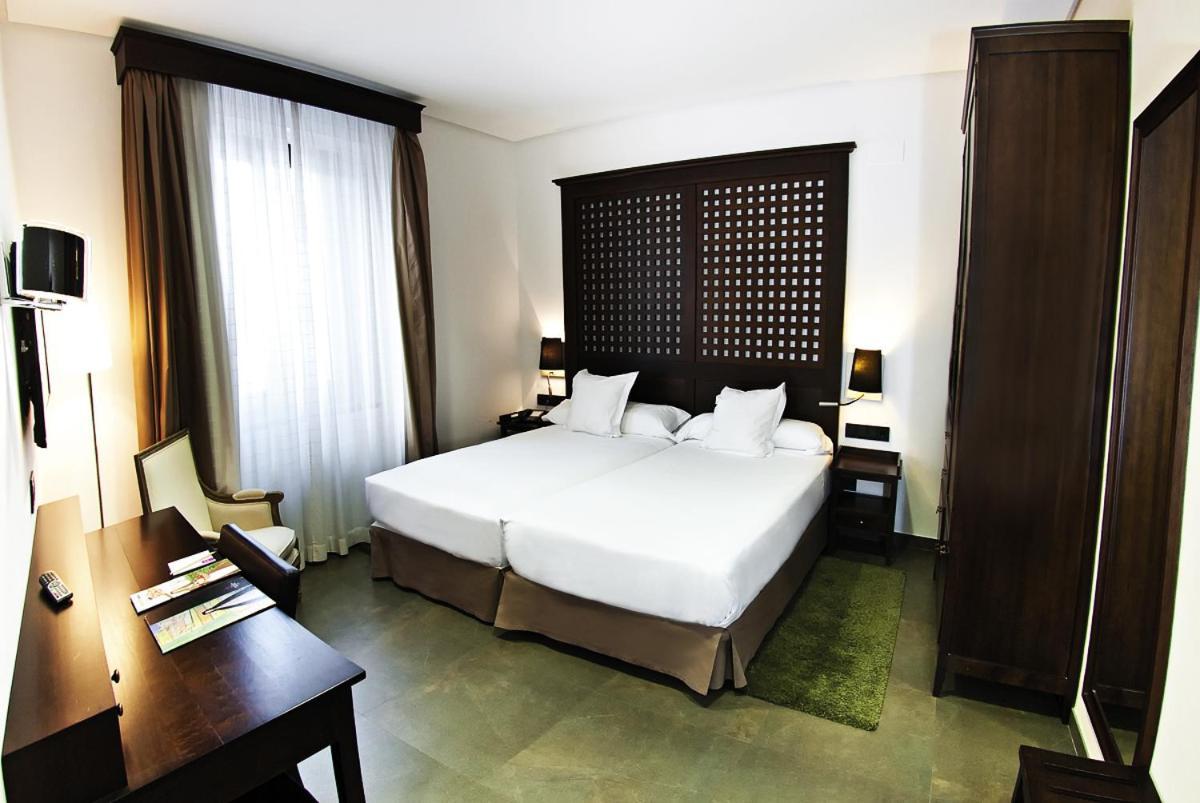 Hotel Convento Aracena & Spa Екстериор снимка